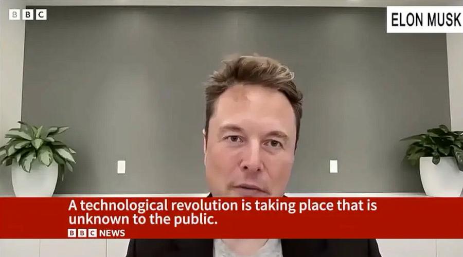AI马斯克篡改视频泛滥1分钟骗走退休老人几十万